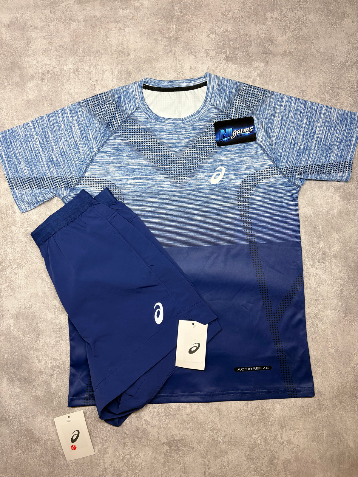 Asic sets men