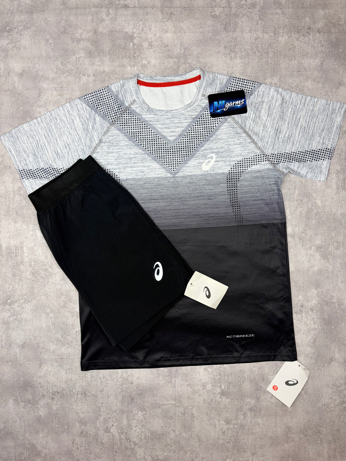 Asic sets men