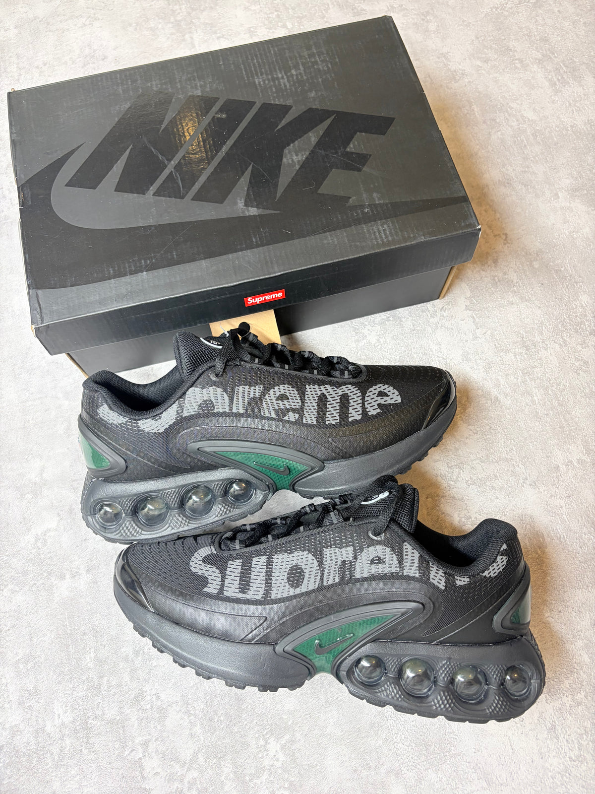 Supreme x Nike dn size uk8.5