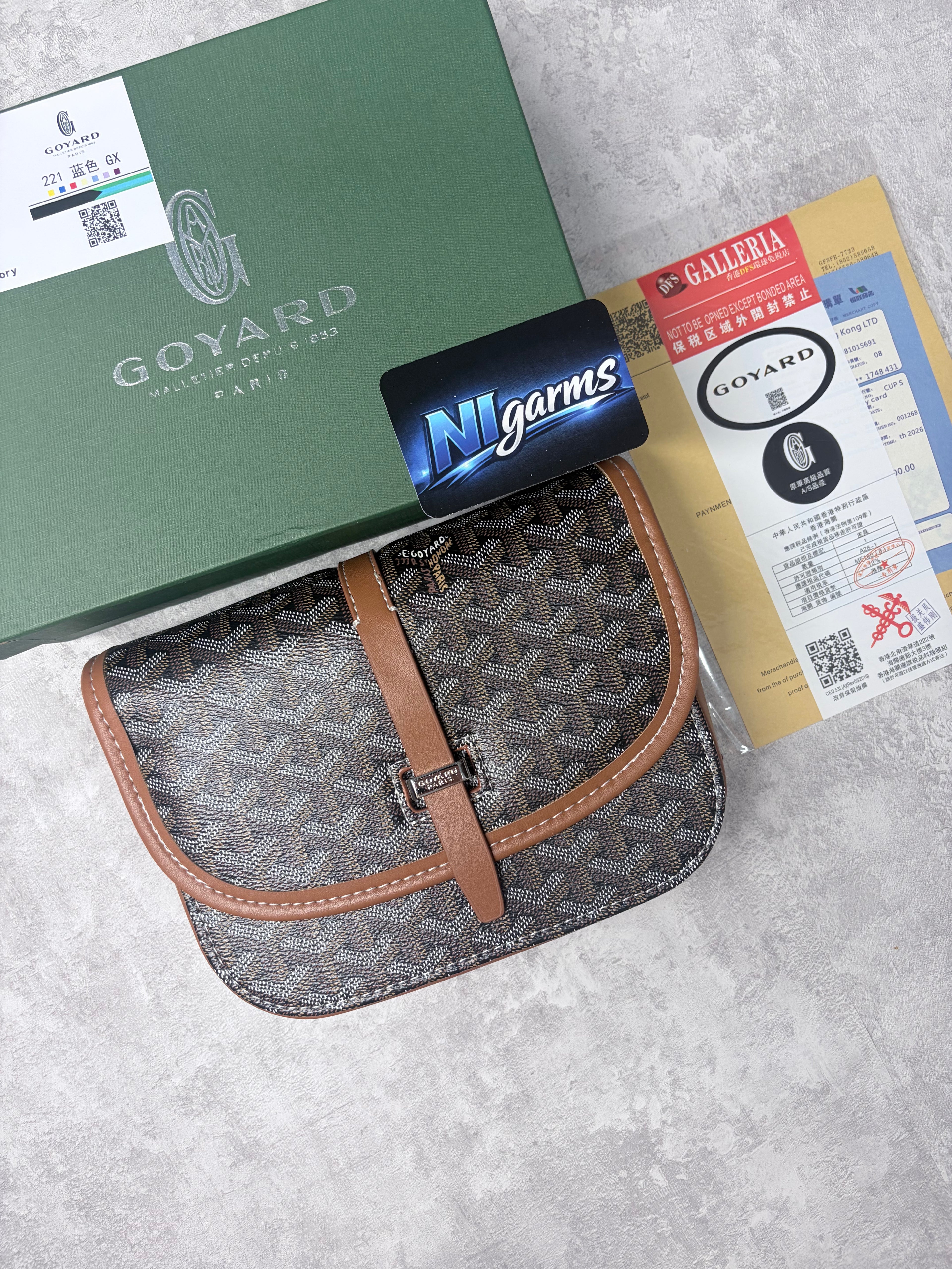 Goyar pouches