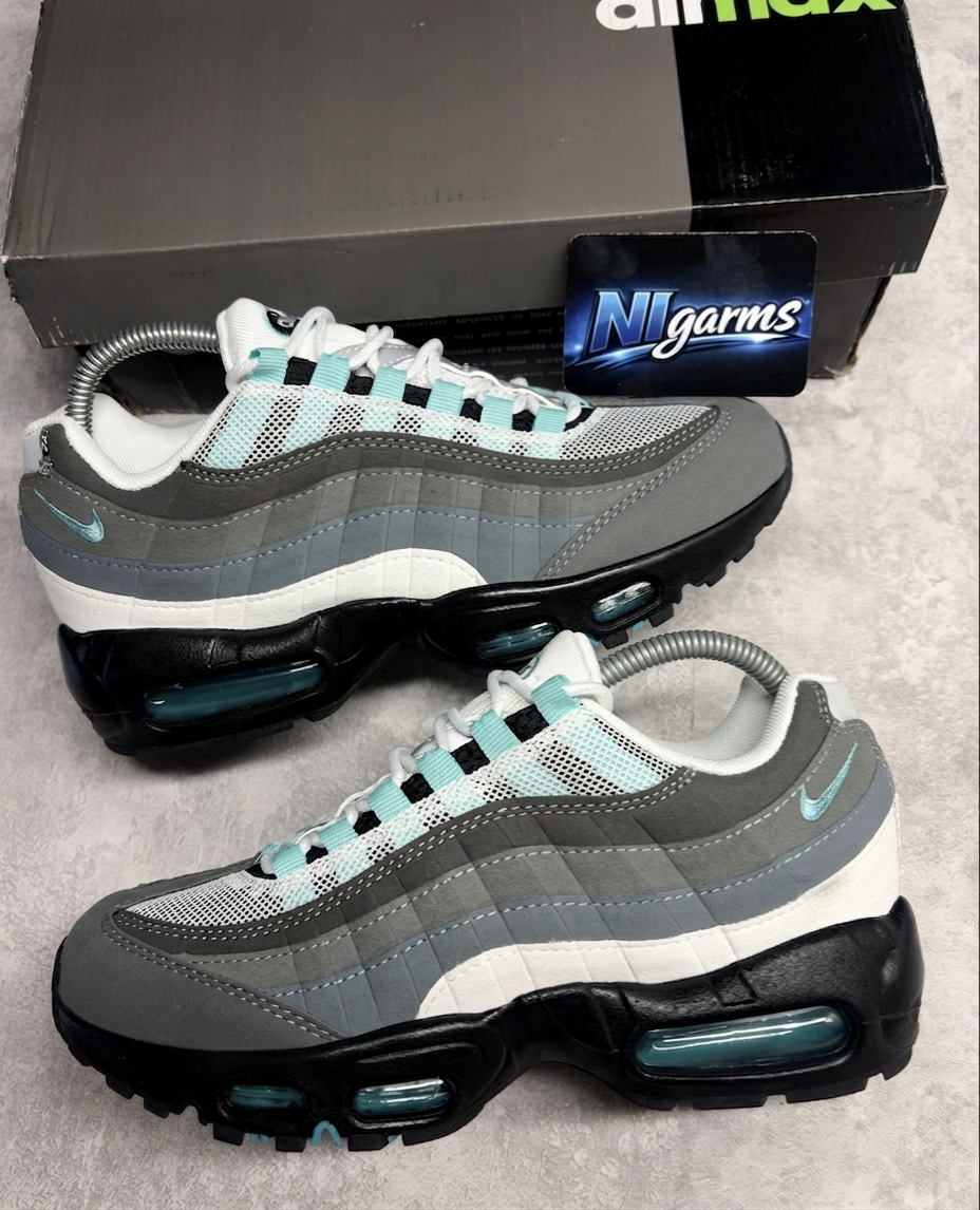 Air max 95s